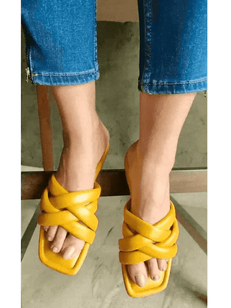 Apricot Crossed Flats
