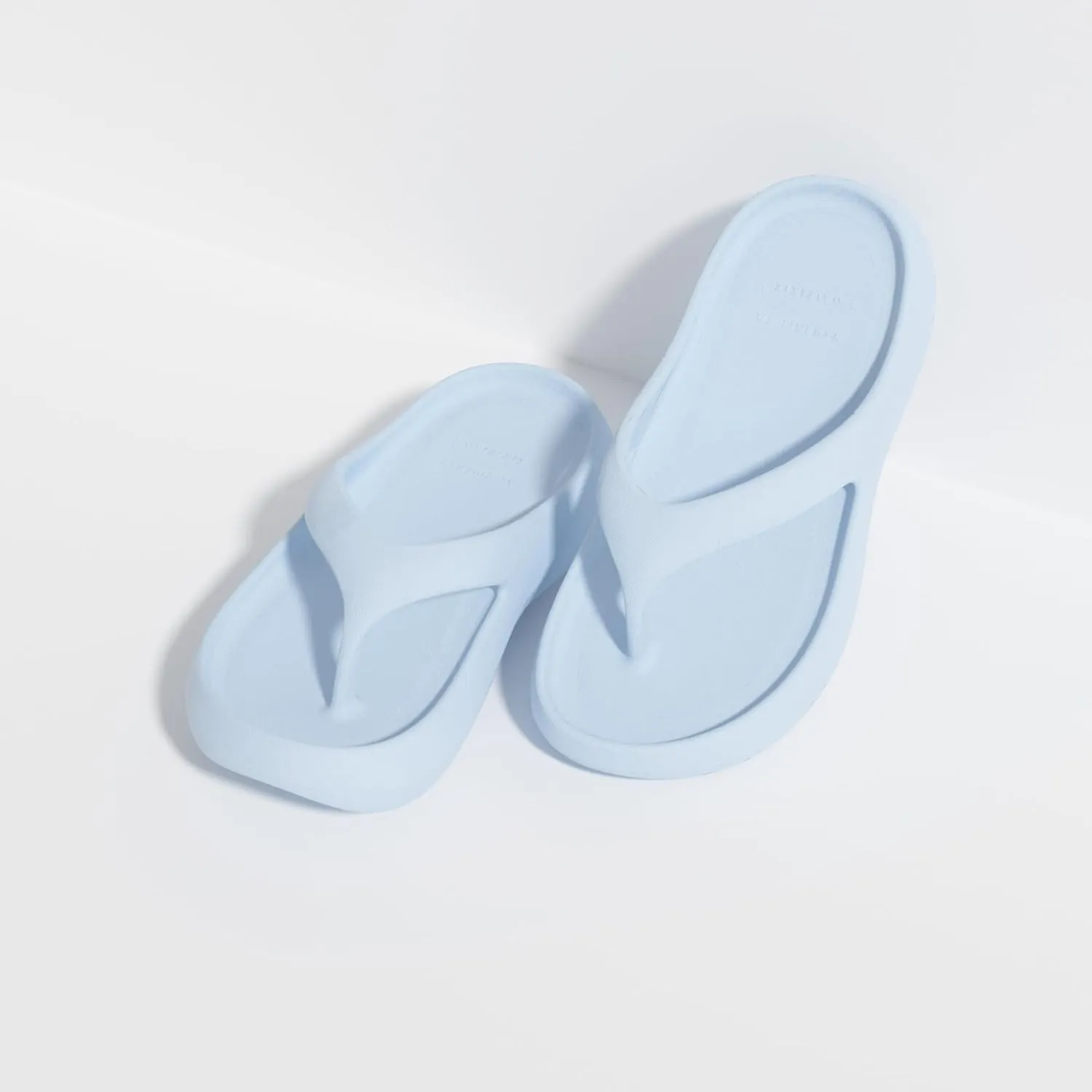 Arch Support Flip Flops for Women,Plantar Fasciitis Orthopedic Sandals for Women,Walking Sandals Platform Recovery Flipflops,2025 Summer Beach Shoes Comfort Lightweight