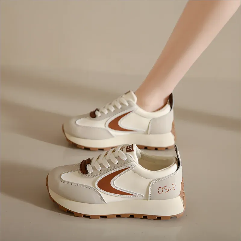 Korean-style wedge trainers - DeFlorance™