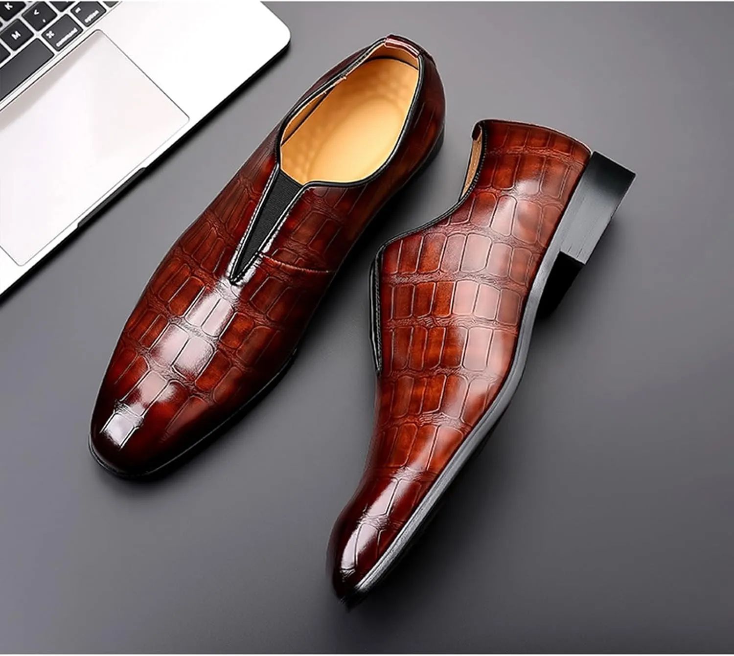 Mens Checkered Pattern Slip On Loafers Comfortable Dress Casual Shoes Driving Prom Party Wedding Business Smoking Slippers