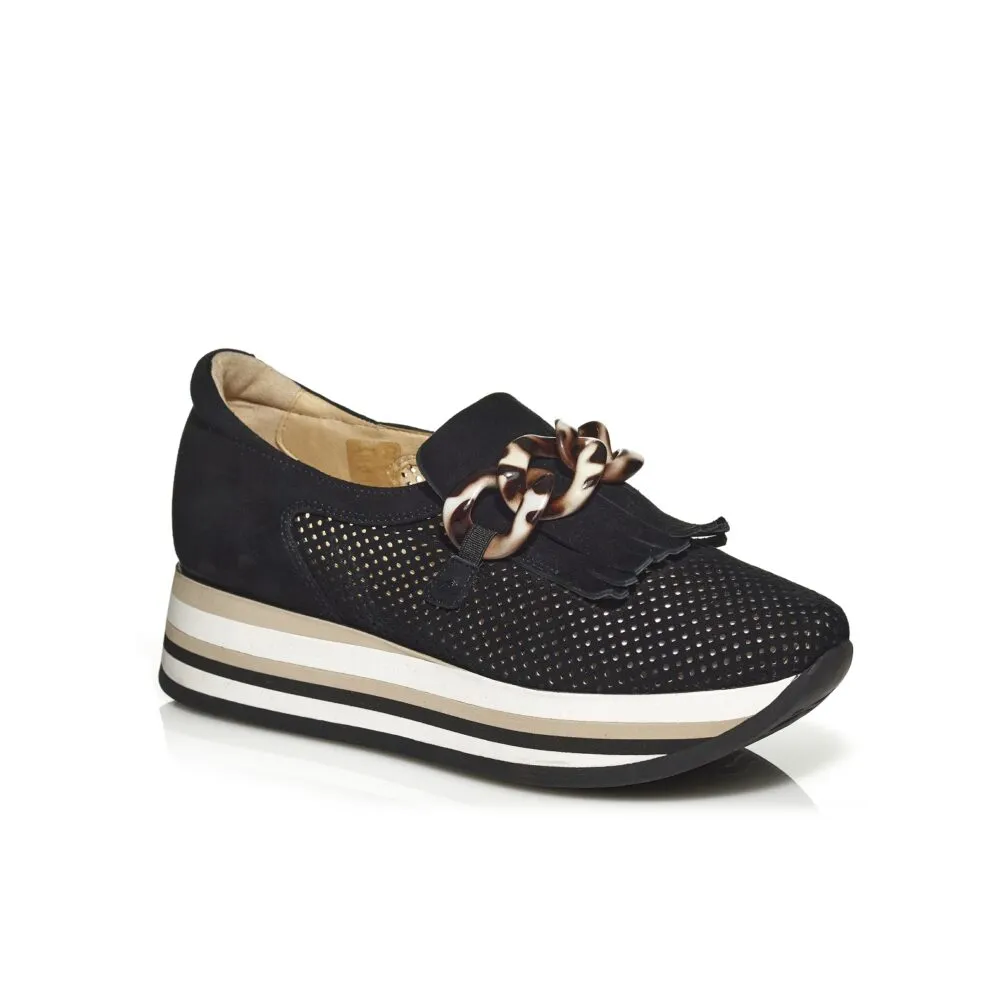 SOFT WAVES SLIP-ON PLATFORM SNEAKER IN BLACK